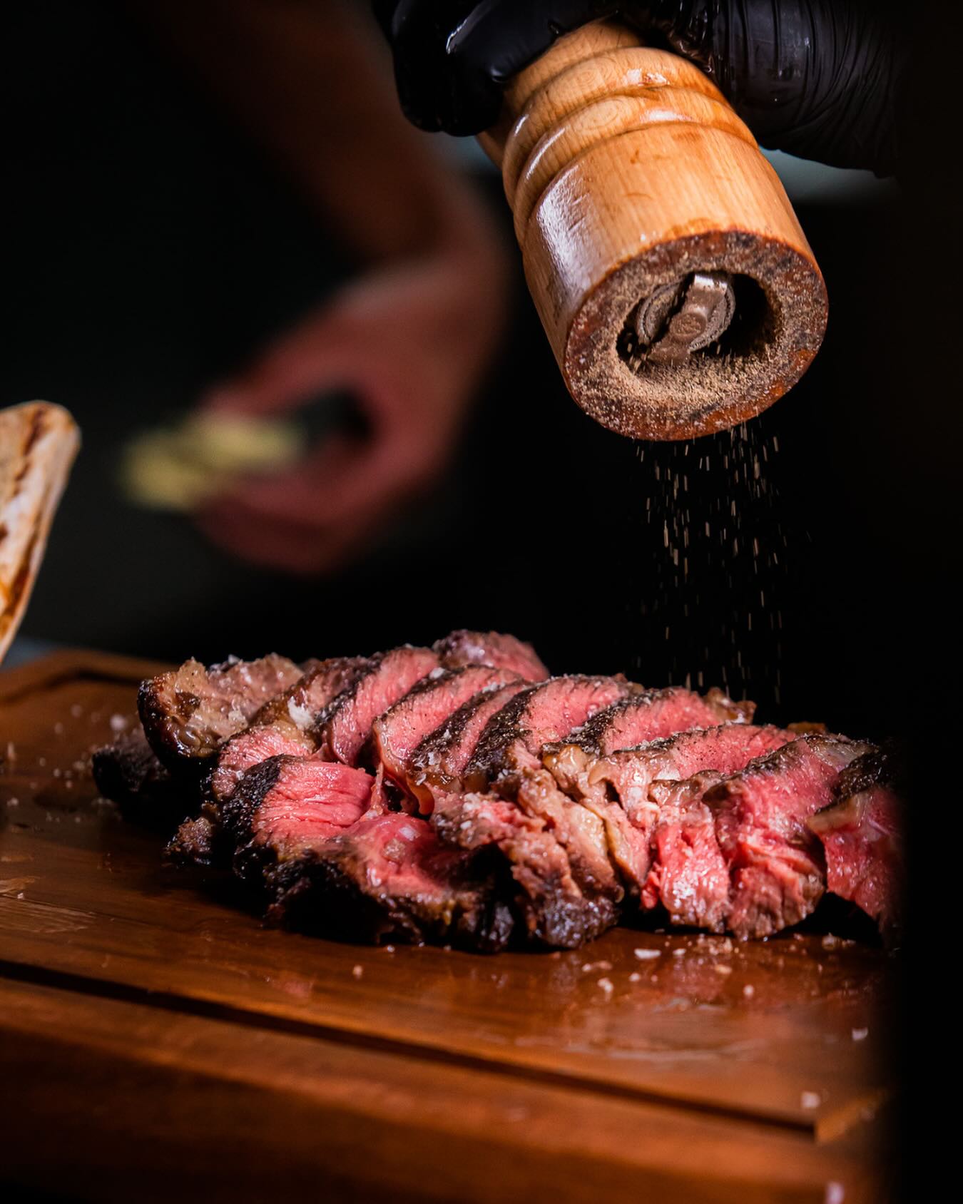 The holy grail of meat lovers. Pure perfection in every bite.
#SteakClubLeidse #MeatLoversParadise #GrillPerfection#steak#steaklovers #SavorTheFlavour#leidseplein#amsterdam